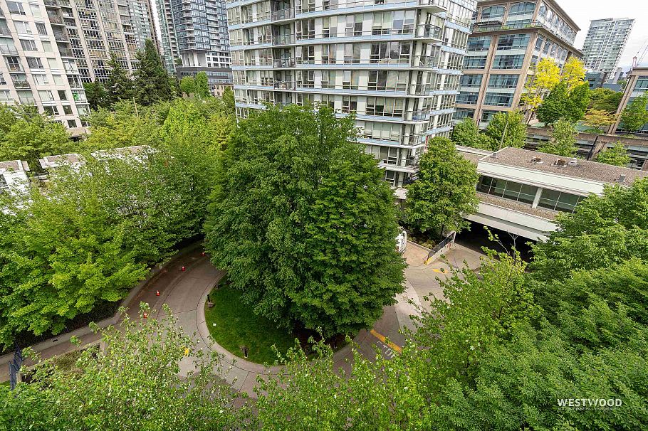808 939 Expo Boulevard Vancouver, BC - 27