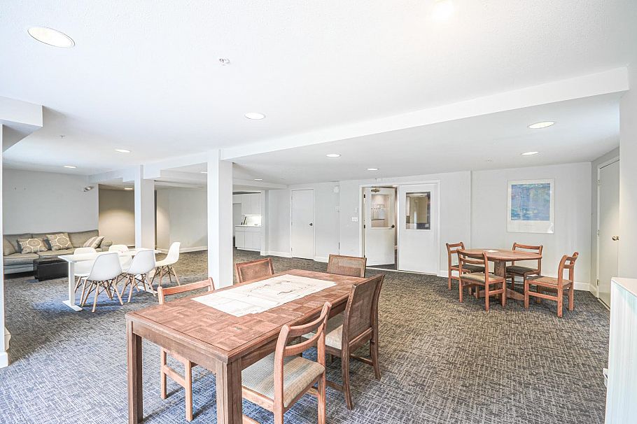 203 865 W 15th Avenue Vancouver, BC - 30