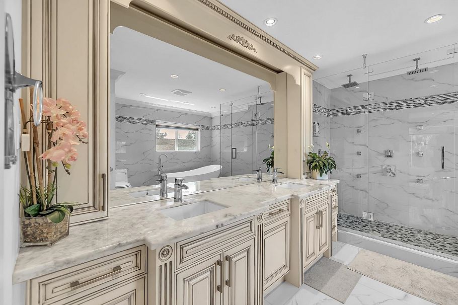 3263 Norwood Avenue North Vancouver, BC - 20