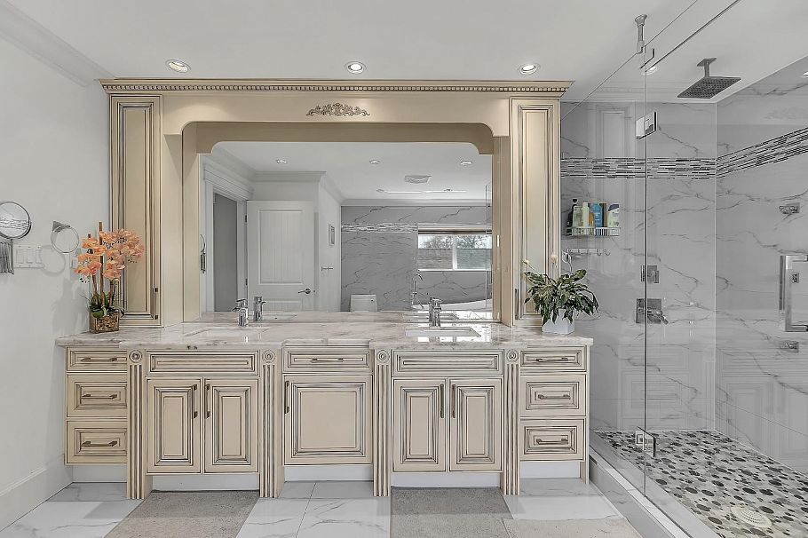 3263 Norwood Avenue North Vancouver, BC - 18