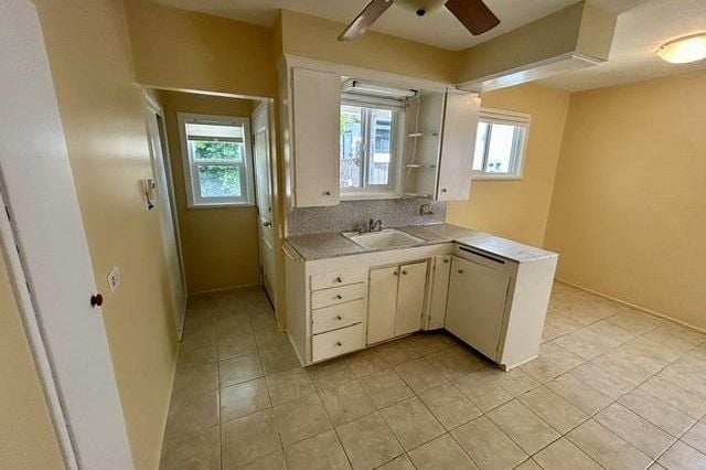 4207 W 15th Street Vancouver, BC - 9