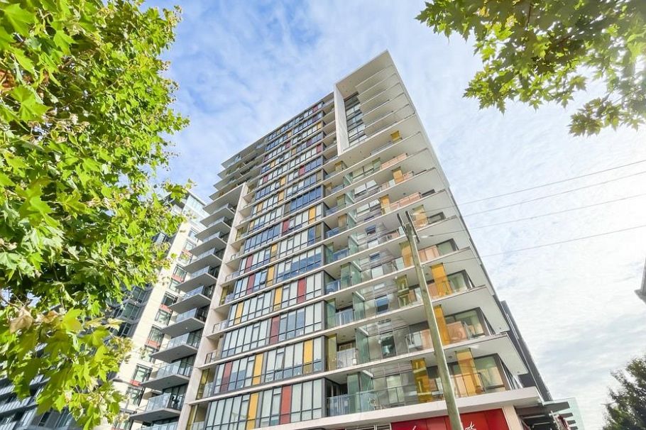 1202 1788 Columbia Street Vancouver, BC - 1