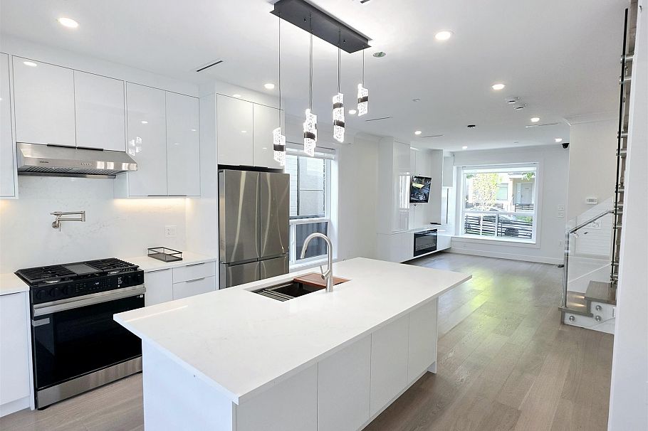 3466 28th Avenue Vancouver, BC - 22