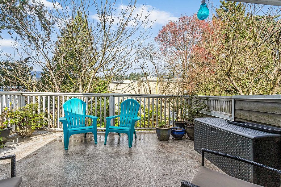 205 1518 Bowser Avenue North Vancouver, BC - 21