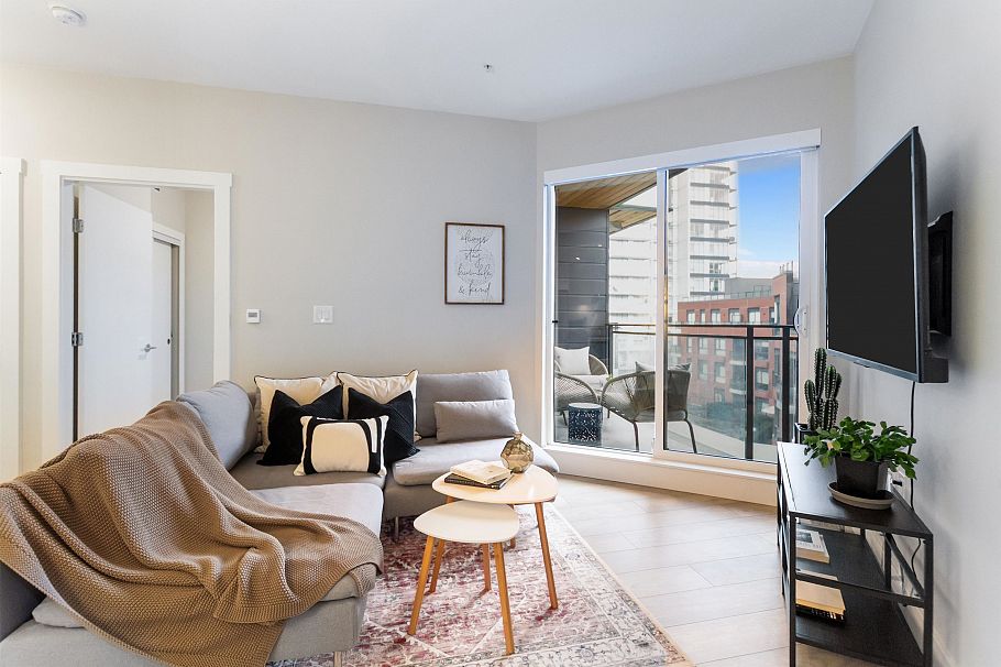 513 3588 Sawmill Crescent Vancouver, BC - 1