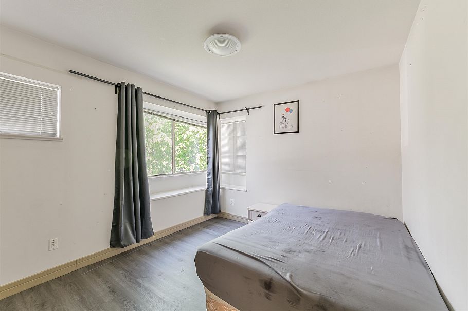 1738 E 63rd Avenue Vancouver, BC - 30