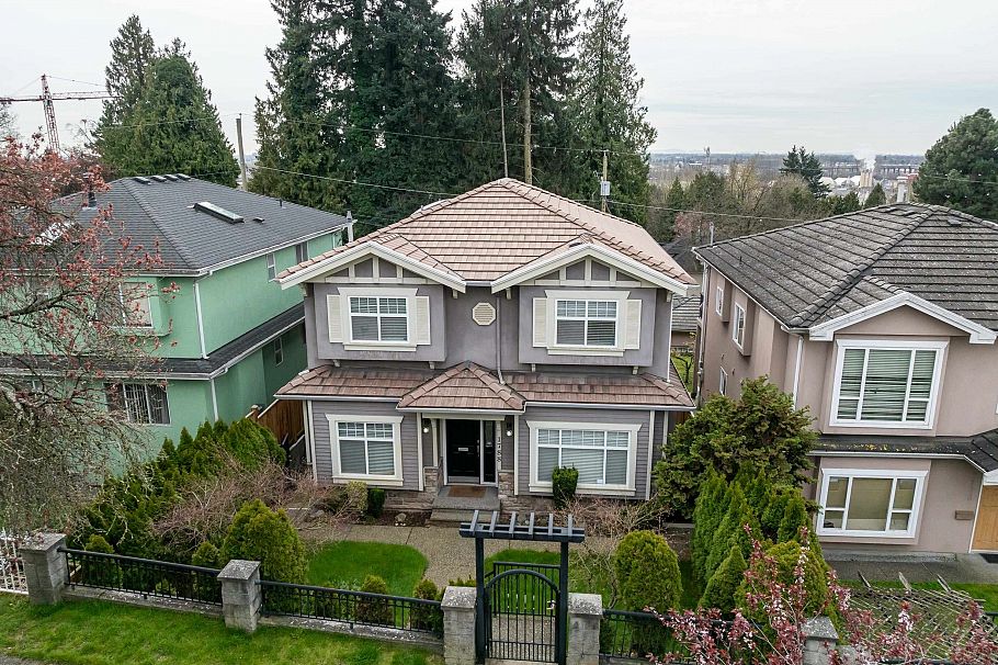 1788 E 64th Avenue Vancouver, BC - 1