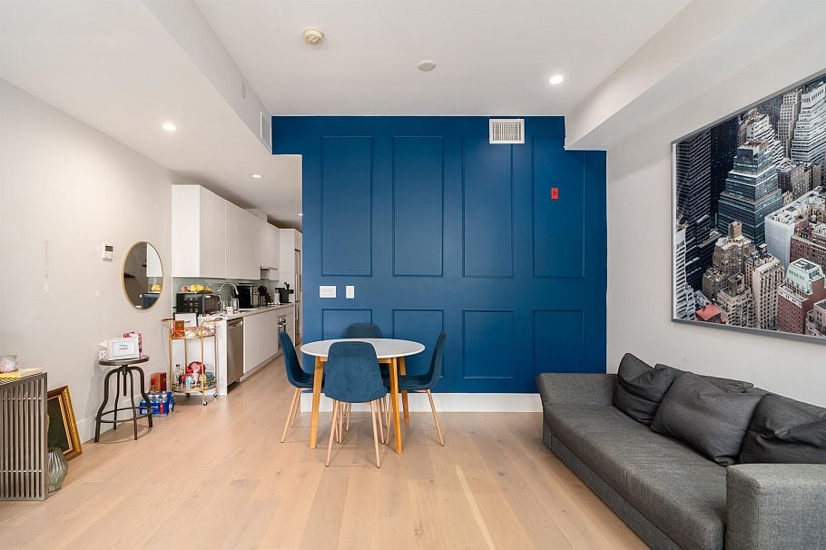 104 1591 Bowser Avenue North Vancouver, BC - 14