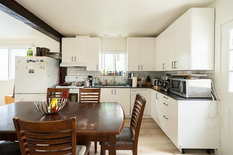 2066 E 23rd Avenue Vancouver, BC - 12
