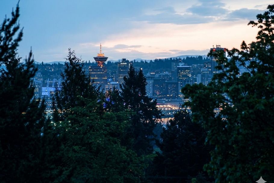 885 Beaconsfield Road North Vancouver, BC - 14