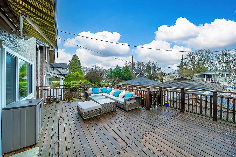 2779 W 13th Avenue Vancouver, BC - 21