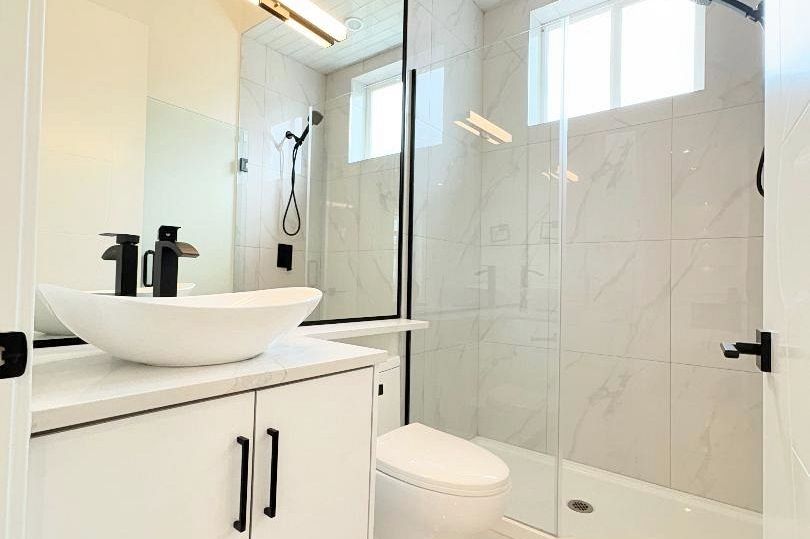 2026 E 32nd Avenue Vancouver, BC - 11