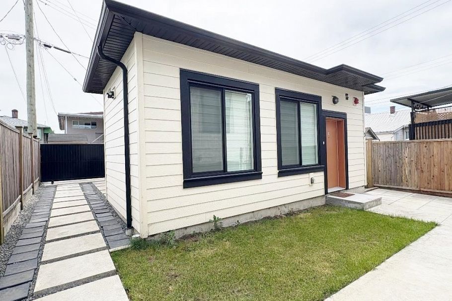 2026 E 32nd Avenue Vancouver, BC - 37