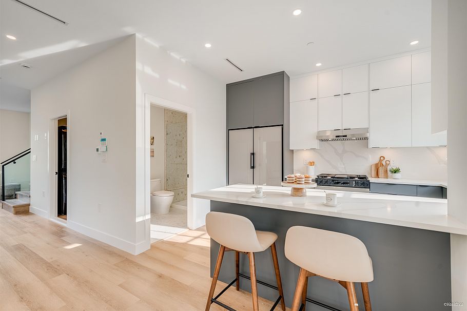 6709 Fleming Street Vancouver, BC - 12