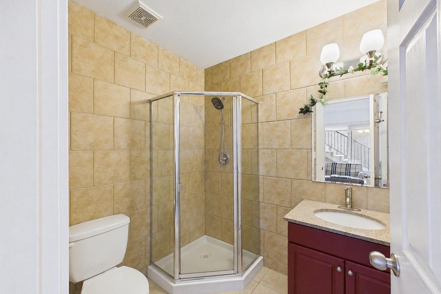 3394 Seaforth Drive Vancouver, BC - 35