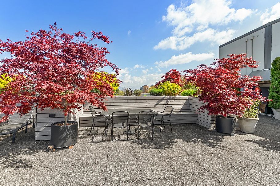 724 1445 Marpole Avenue Vancouver, BC - 37