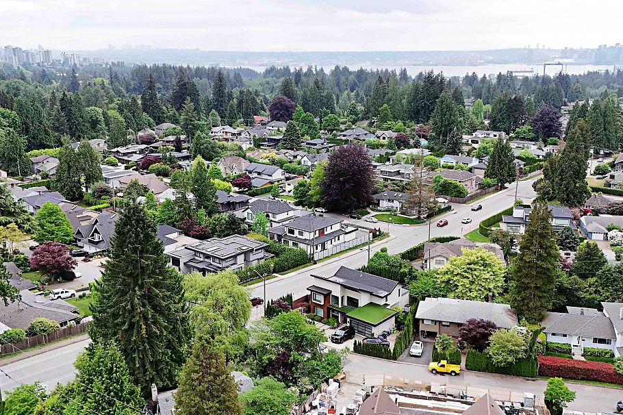3560 Highland Boulevard North Vancouver, BC - 31