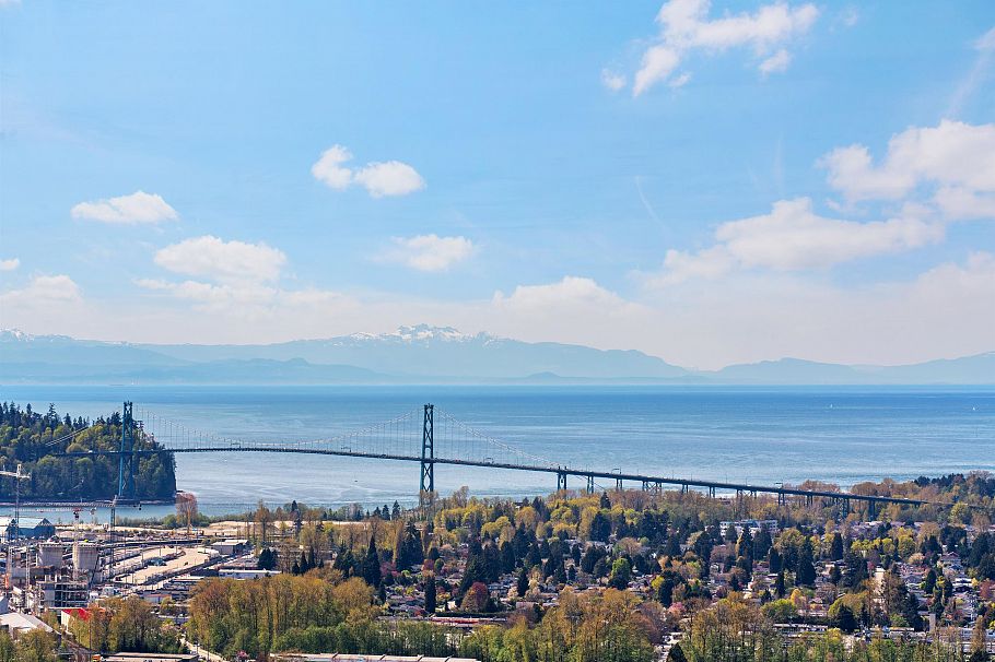 2403 125 E 14th Street North Vancouver, BC - 35