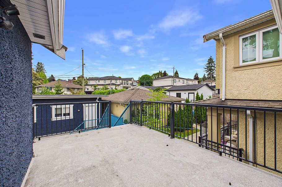 3394 Seaforth Drive Vancouver, BC - 28