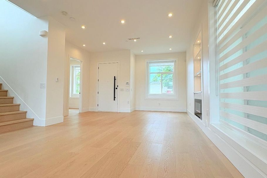 2026 E 32nd Avenue Vancouver, BC - 4