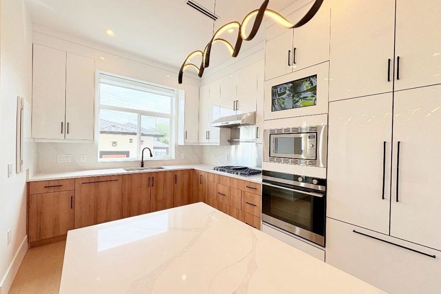 2026 E 32nd Avenue Vancouver, BC - 7