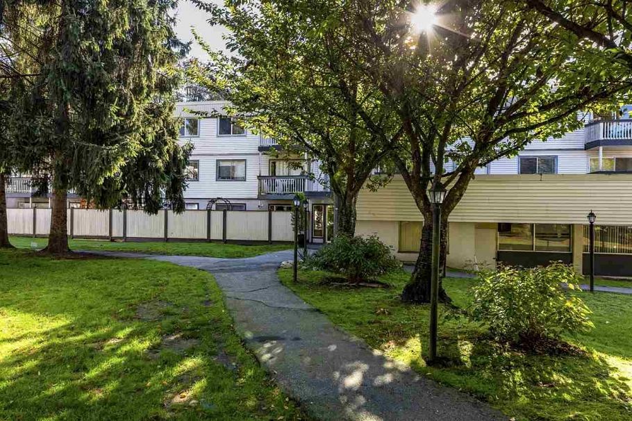 212 780 Premier Street North Vancouver, BC - 20