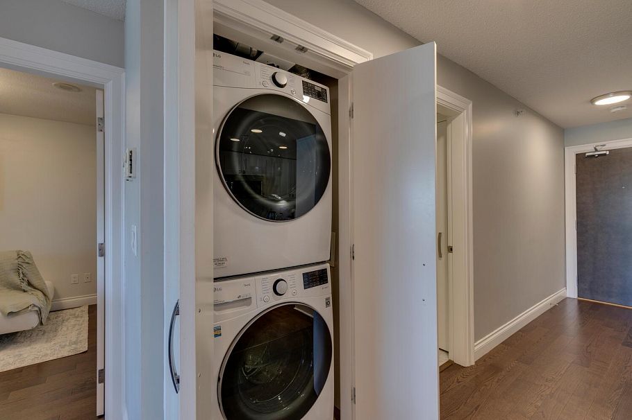 406 125 Milross Avenue Vancouver, BC - 38