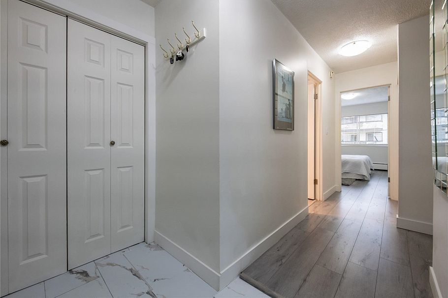 212 780 Premier Street North Vancouver, BC - 12