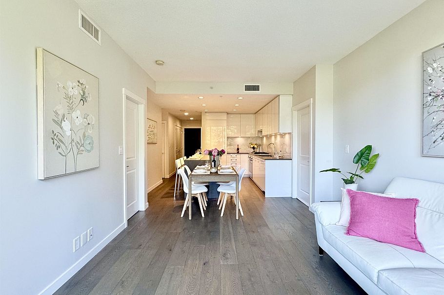 1307 3487 Binning Road Vancouver, BC - 9