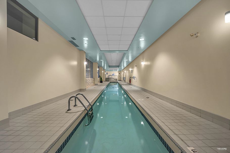 214 1688 Robson Street Vancouver, BC - 14