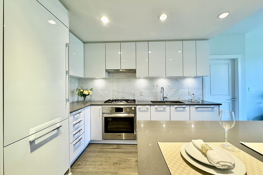 1307 3487 Binning Road Vancouver, BC - 15