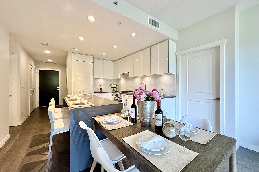 1307 3487 Binning Road Vancouver, BC - 11