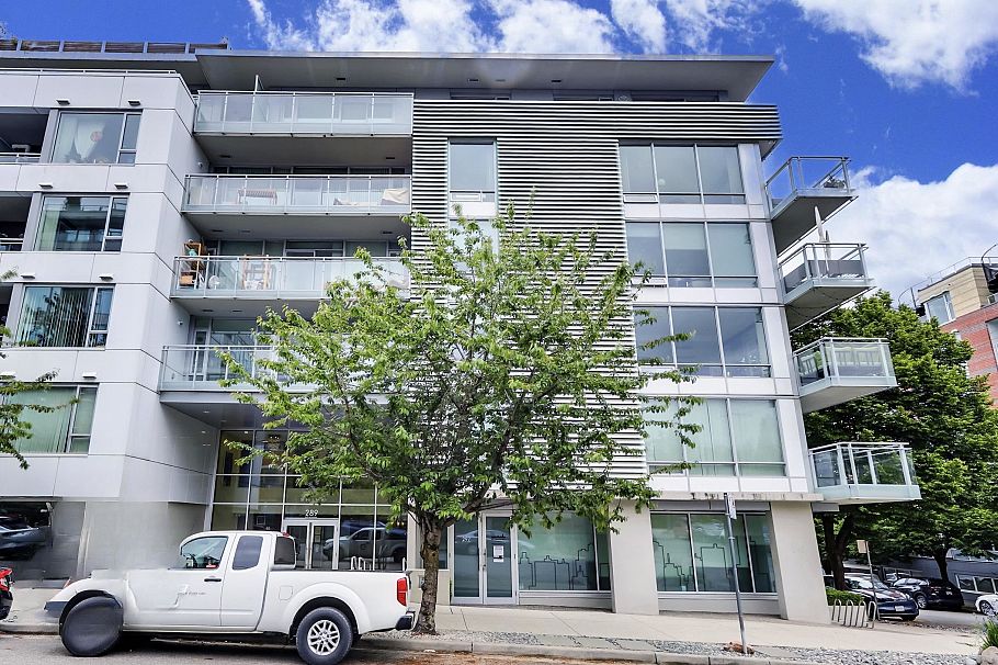 607 289 E 6 Avenue Vancouver, BC - 1