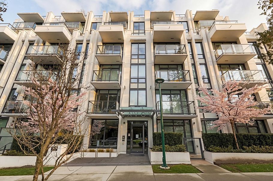 606 4240 Cambie Street Vancouver, BC - 1