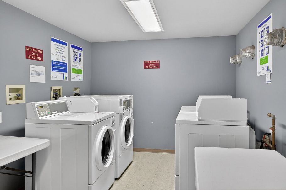 1005 811 Helmcken Street Vancouver, BC - 29
