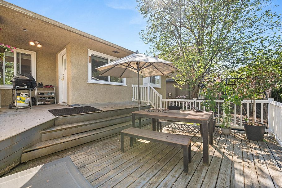 2323 W 23rd Avenue Vancouver, BC - 18