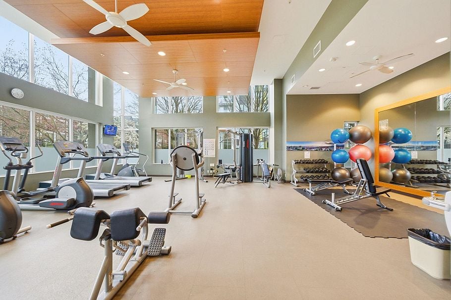 705 135 E 17th Street North Vancouver, BC - 30