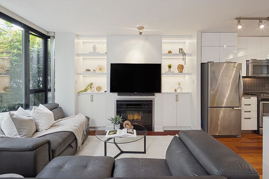 153 W 2nd Street North Vancouver, BC - 5