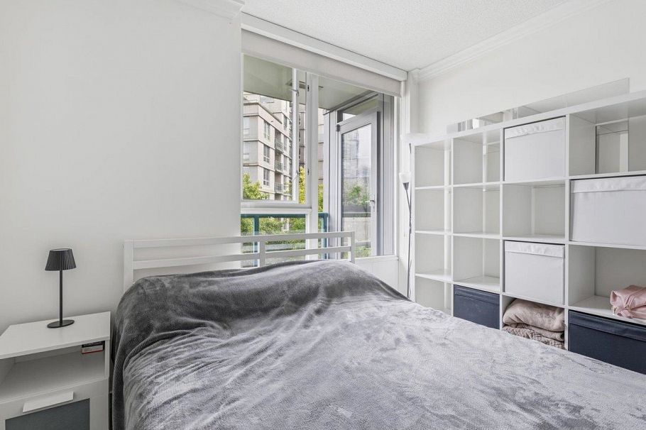 502 1033 Marinaside Crescent Vancouver, BC - 12