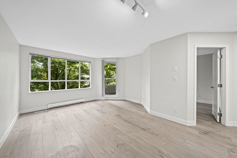 311 3489 Ascot Place Vancouver, BC - 12
