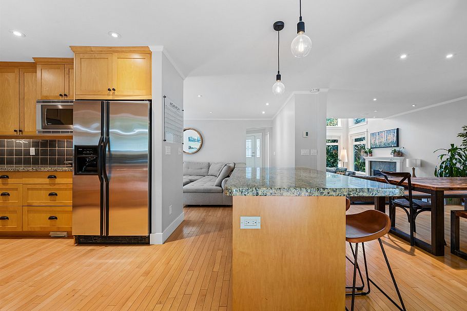 1690 Cascade Court North Vancouver, BC - 19