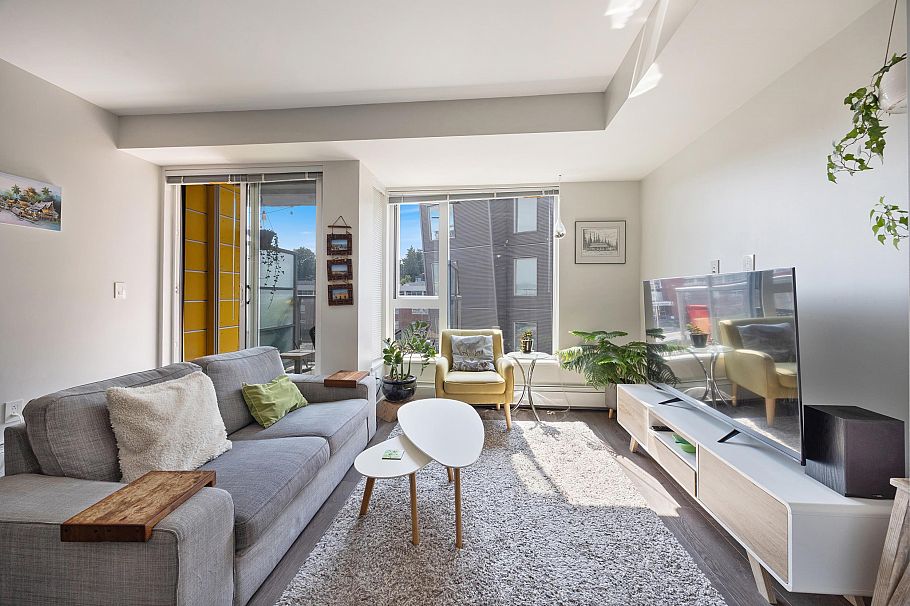 619 384 E 1st Avenue Vancouver, BC - 1