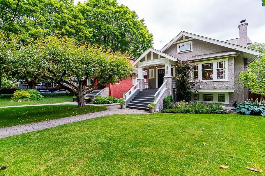 2230 Waterloo Street Vancouver, BC - 1