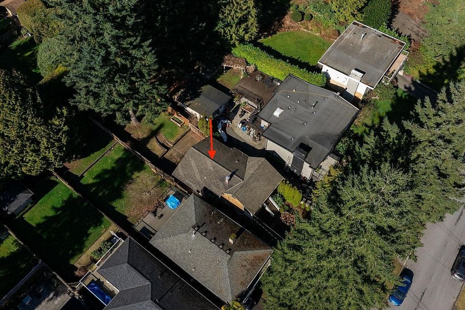 3015 Royal Avenue North Vancouver, BC - 37