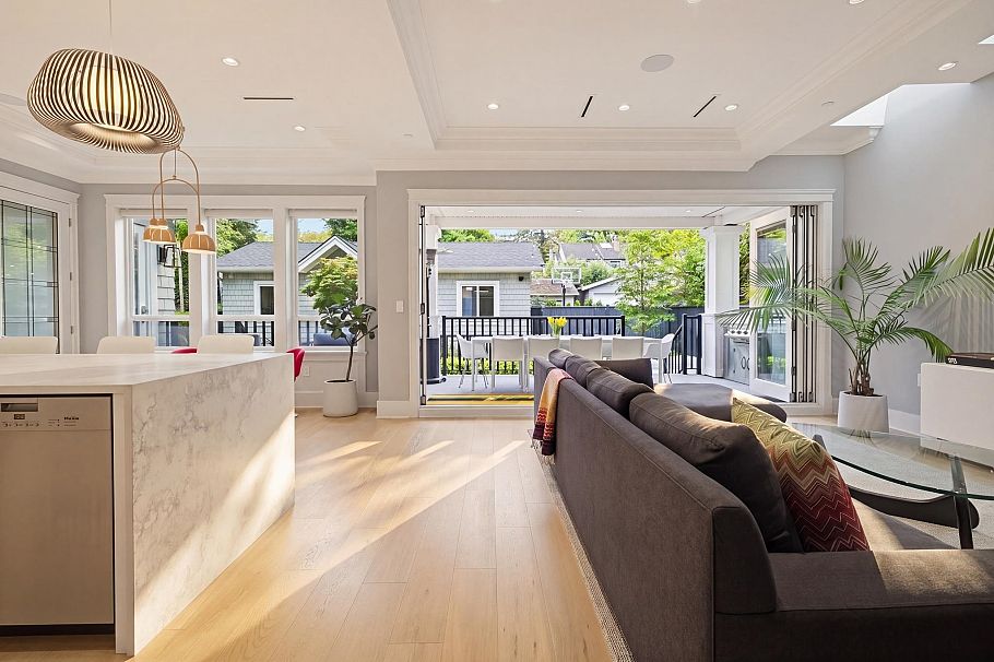 4021 W 34th Avenue Vancouver, BC - 16