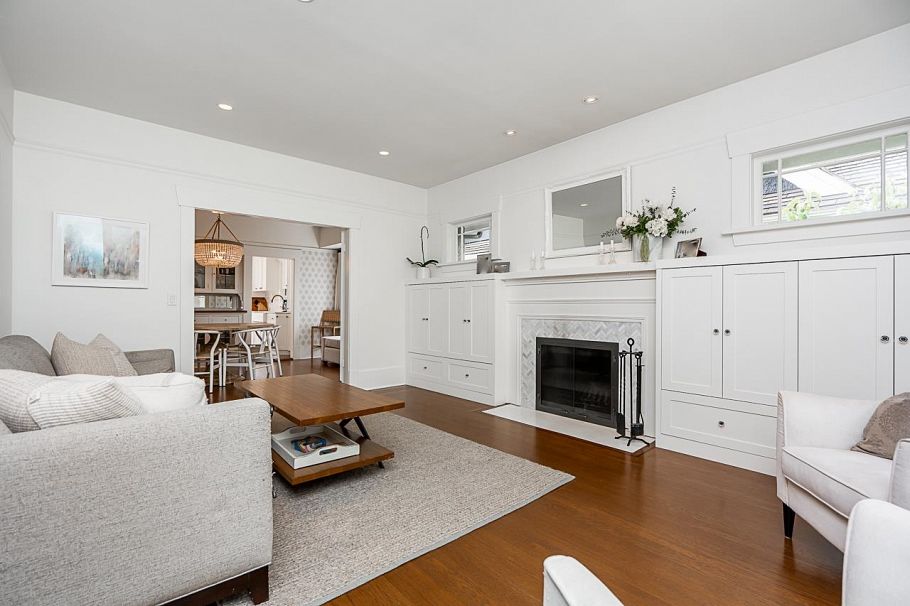 2230 Waterloo Street Vancouver, BC - 4
