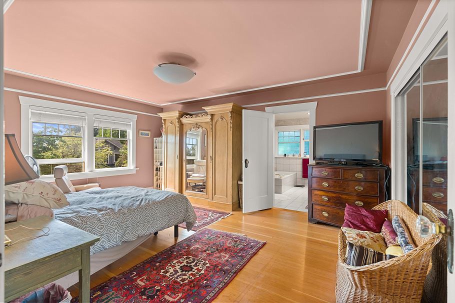5662 Laburnum Street Vancouver, BC - 12