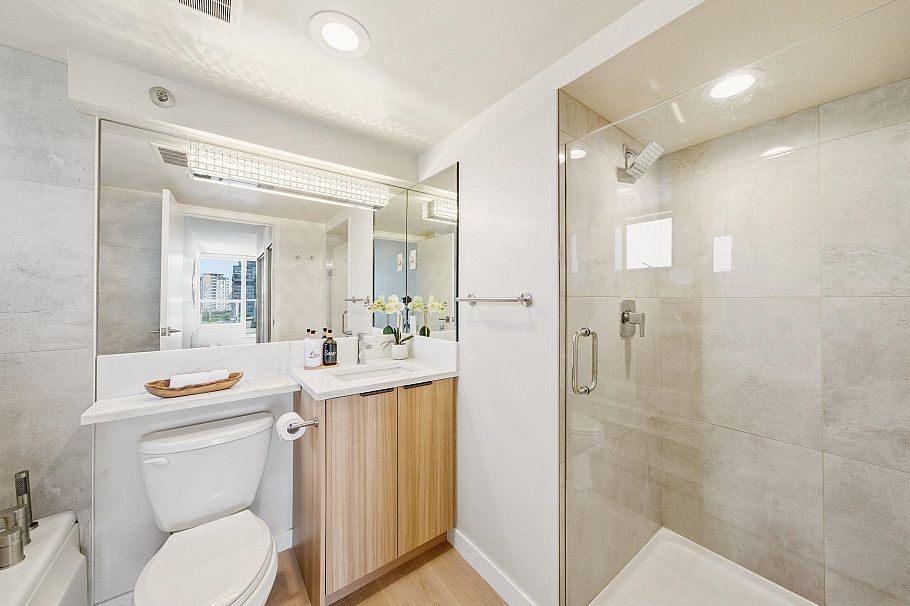701 1771 Nelson Street Vancouver, BC - 19