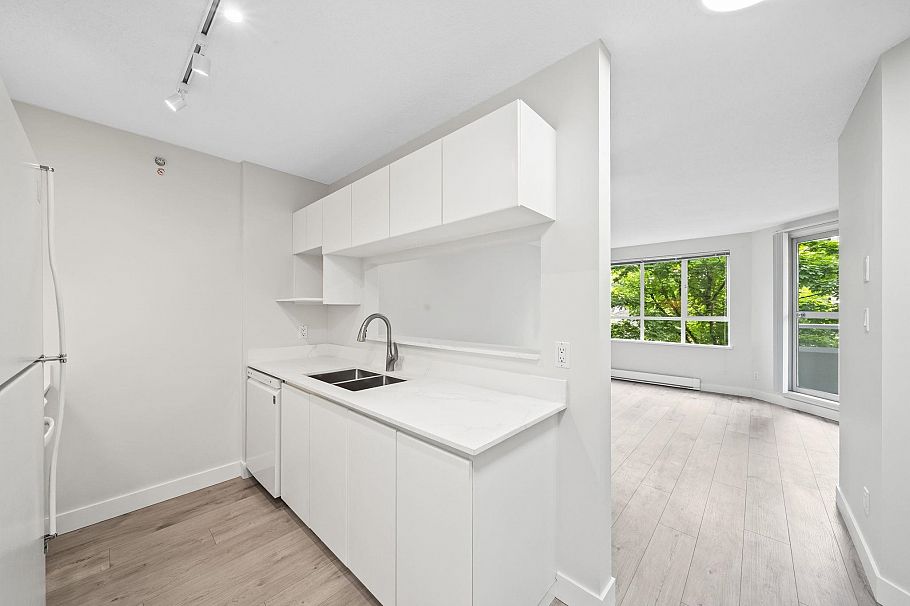 311 3489 Ascot Place Vancouver, BC - 15