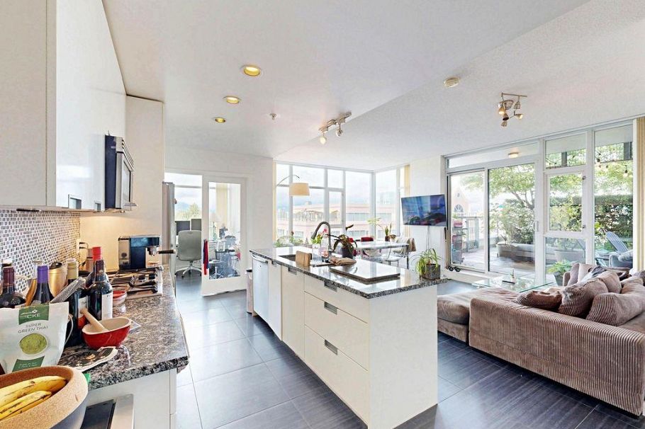 865 2080 W Broadway Vancouver, BC - 9